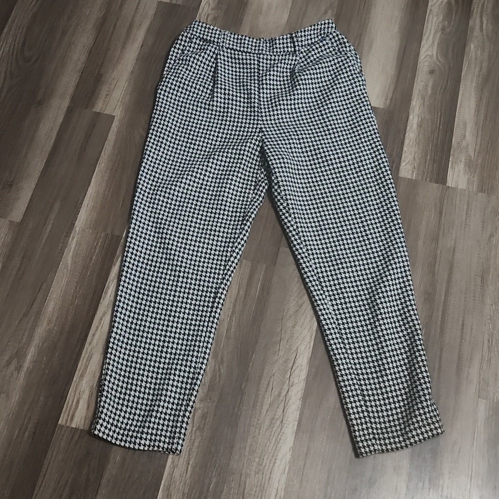 HOUNDSTOOTH Ankle Pants  Size Small Inseam 23' Perfect for Bama football